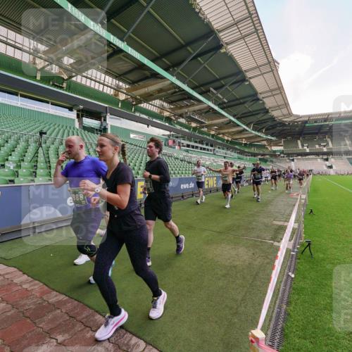 13.09.2026 - 21. swb-Marathon Bremen Michael Burmester http://msf.ph/oto/10315887 13.09.2026 13:12:26 Laufen im Stadion 118, 183, 265, 349, 514, 695, 702, 703, 843, 933, 1113, 1143, 1226, 1286, 1334, 1435, 1641, 1849, 1851, 1936, 1952, 1991, 2005, 2248, 2264, 2281, 2299, 2330, 2336, 2353, 2375, 2377, 2398, 2426, 2439, 2443, 2461, 2478, 2505, 2589, 2659, 2665, 2669, 2673, 2684, 2765, 2773, 2792, 2804, 2815, 2822, 2836, 2850, 2860, 2884, 2895, 2907, 2963, 2966, 2975, 2976, 3027, 3079, 3082, 3143, 3155, 3159, 3253, 3293, 3308, 3313, 3328, 3349, 3352, 3434, 3442, 549, 800 meine-sportfotos.de