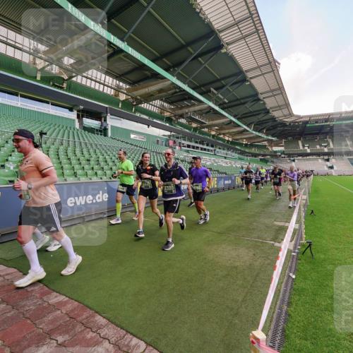 13.09.2026 - 21. swb-Marathon Bremen Michael Burmester http://msf.ph/oto/10315904 13.09.2026 13:12:28 Laufen im Stadion 118, 183, 265, 278, 349, 514, 576, 695, 702, 703, 843, 933, 1005, 1113, 1143, 1226, 1286, 1334, 1435, 1641, 1849, 1851, 1936, 1952, 1991, 2005, 2248, 2264, 2281, 2299, 2330, 2336, 2353, 2375, 2377, 2398, 2426, 2439, 2461, 2478, 2505, 2659, 2665, 2669, 2673, 2684, 2765, 2773, 2792, 2804, 2815, 2822, 2836, 2850, 2860, 2884, 2895, 2907, 2921, 2963, 2966, 2975, 2976, 3027, 3079, 3082, 3143, 3155, 3159, 3253, 3293, 3308, 3313, 3328, 3349, 3352, 3434, 3442, 549, 800 meine-sportfotos.de