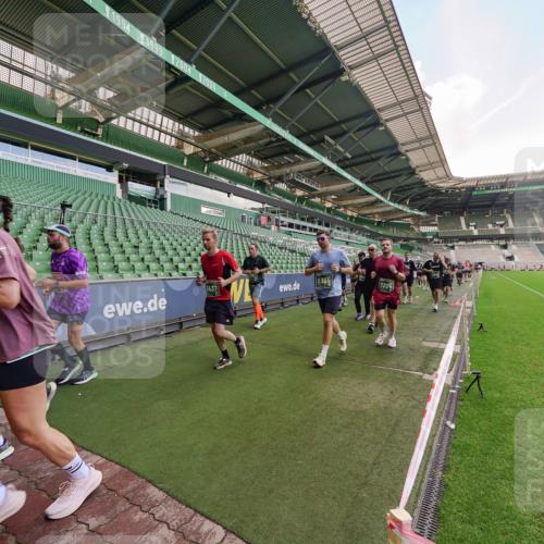 13.09.2026 - 21. swb-Marathon Bremen Michael Burmester http://msf.ph/oto/10316004 13.09.2026 13:12:38 Laufen im Stadion 118, 183, 265, 270, 278, 349, 514, 576, 695, 702, 703, 843, 933, 950, 1005, 1113, 1143, 1226, 1286, 1334, 1435, 1641, 1849, 1851, 1936, 1952, 1991, 2005, 2248, 2264, 2281, 2299, 2336, 2353, 2375, 2377, 2398, 2426, 2439, 2461, 2478, 2505, 2612, 2659, 2665, 2669, 2673, 2684, 2765, 2773, 2792, 2804, 2815, 2816, 2822, 2850, 2860, 2884, 2895, 2907, 2921, 2963, 2966, 2975, 2976, 3016, 3027, 3079, 3082, 3143, 3155, 3159, 3253, 3293, 3308, 3313, 3328, 3349, 3352, 3434, 3442, 549 meine-sportfotos.de