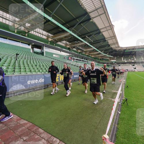 13.09.2026 - 21. swb-Marathon Bremen Michael Burmester http://msf.ph/oto/10316048 13.09.2026 13:12:40 Laufen im Stadion 118, 183, 265, 270, 278, 349, 514, 576, 695, 702, 703, 843, 933, 950, 1005, 1113, 1143, 1226, 1286, 1334, 1426, 1435, 1641, 1849, 1851, 1936, 1952, 1991, 2005, 2248, 2264, 2281, 2299, 2336, 2353, 2375, 2377, 2398, 2426, 2439, 2461, 2478, 2505, 2612, 2659, 2665, 2673, 2684, 2765, 2773, 2792, 2804, 2815, 2816, 2822, 2850, 2860, 2884, 2895, 2907, 2921, 2963, 2966, 2975, 2976, 3016, 3027, 3079, 3082, 3143, 3155, 3159, 3253, 3277, 3293, 3308, 3313, 3328, 3349, 3434, 3442, 549 meine-sportfotos.de