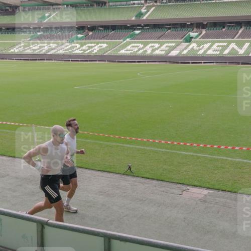 13.09.2026 - 21. swb-Marathon Bremen Michael Burmester http://msf.ph/oto/10316259 13.09.2026 12:51:20 Laufen im Stadion 235, 335, 469, 663, 734, 771, 863, 1043, 1125, 1146, 1162, 1455, 1492, 1510, 1513, 1613, 1955, 1970, 1998, 2008, 2052, 2130, 2291, 2295, 2347, 2360, 2442, 2444, 2447, 2759, 2847, 3440, 3484, 3566, 3647, 3703, 3808, 3899, 3959, 4023, 4165, 4368, 4429, 4473, 4559, 4571, 4573, 4582, 4727, 4781, 4782, 4888, 4895, 5066, 5079, 5111, 5152, 5155, 5168, 5314, 5377, 5379, 5383, 5521, 5532, 5620, 5627, 5636, 5696, 6267, 6274, 6471, 6668, 6901, 7121, 8033, 8798 meine-sportfotos.de