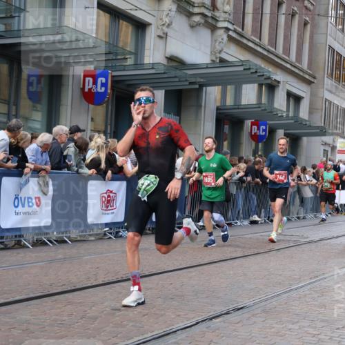 13.09.2026 - 21. swb-Marathon Bremen Strokosch-Dieckow http://msf.ph/oto/10316294 13.09.2026 13:16:22 Ziel 472, 675, 696, 734, 816, 827, 985, 1076, 1162, 2473, 2474, 2604, 2809, 3716, 3961, 4135, 4137, 4485, 5255, 5772, 6367, 6531, 6535, 7053, 7387, 7603, 7875, 8171, 8288, 481, 663, 740, 755, 792, 1605, 2604, 2623, 3134, 4128, 5554, 5963, 6106, 6721, 6744, 7801, 8398, 8487, 9031, 9115, 13008, 13158 meine-sportfotos.de