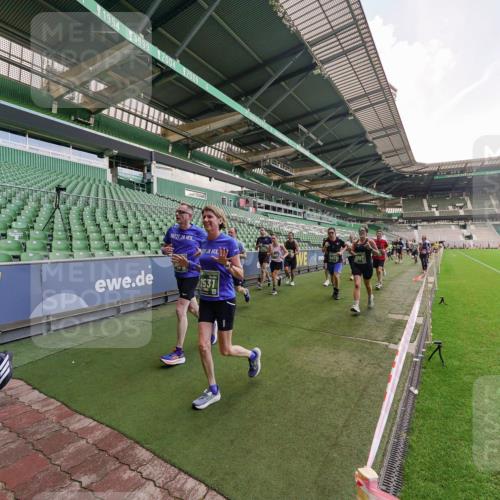 13.09.2026 - 21. swb-Marathon Bremen Michael Burmester http://msf.ph/oto/10316408 13.09.2026 13:13:18 Laufen im Stadion 118, 183, 270, 278, 349, 460, 514, 576, 600, 631, 695, 702, 843, 933, 950, 1005, 1143, 1226, 1286, 1334, 1408, 1426, 1596, 1641, 1991, 2005, 2035, 2079, 2264, 2336, 2375, 2377, 2387, 2398, 2412, 2439, 2457, 2461, 2478, 2505, 2521, 2540, 2612, 2665, 2673, 2684, 2693, 2765, 2773, 2792, 2815, 2816, 2850, 2860, 2884, 2895, 2921, 2963, 2966, 2972, 2975, 3016, 3111, 3143, 3155, 3209, 3253, 3277, 3293, 3304, 3308, 3313, 3378, 3434, 3442, 3653, 3661, 549 meine-sportfotos.de