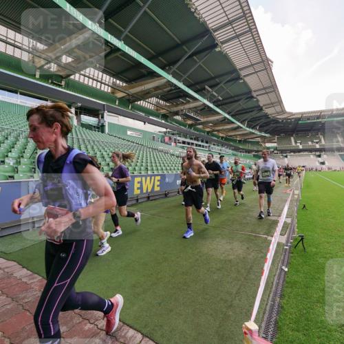 13.09.2026 - 21. swb-Marathon Bremen Michael Burmester http://msf.ph/oto/10316482 13.09.2026 13:13:25 Laufen im Stadion 118, 183, 270, 278, 349, 460, 514, 576, 600, 631, 695, 702, 933, 950, 1005, 1143, 1226, 1286, 1334, 1392, 1408, 1426, 1573, 1596, 1641, 1991, 2005, 2024, 2035, 2079, 2233, 2264, 2336, 2377, 2387, 2398, 2412, 2439, 2457, 2461, 2478, 2505, 2521, 2540, 2564, 2612, 2665, 2684, 2693, 2765, 2773, 2792, 2815, 2816, 2860, 2884, 2895, 2921, 2963, 2966, 2972, 2975, 3016, 3111, 3143, 3155, 3209, 3253, 3277, 3293, 3304, 3308, 3313, 3378, 3405, 3434, 3653, 3661, 549 meine-sportfotos.de