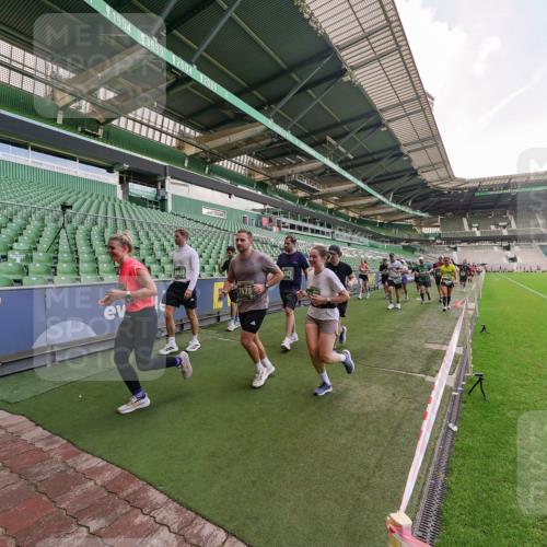 13.09.2026 - 21. swb-Marathon Bremen Michael Burmester http://msf.ph/oto/10316598 13.09.2026 13:13:37 Laufen im Stadion 118, 183, 270, 278, 349, 460, 514, 576, 600, 631, 695, 702, 768, 933, 950, 956, 1005, 1143, 1286, 1334, 1392, 1408, 1426, 1573, 1596, 1641, 1991, 2005, 2024, 2035, 2079, 2233, 2264, 2336, 2387, 2412, 2439, 2457, 2461, 2478, 2505, 2521, 2540, 2564, 2612, 2665, 2684, 2693, 2765, 2773, 2792, 2815, 2816, 2829, 2860, 2884, 2887, 2895, 2921, 2963, 2966, 2972, 2975, 3016, 3111, 3143, 3155, 3209, 3253, 3277, 3293, 3304, 3313, 3378, 3405, 3428, 3434, 3653, 3661, 549 meine-sportfotos.de