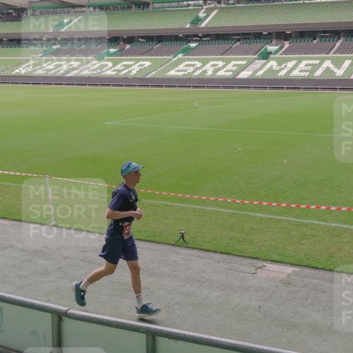 13.09.2026 - 21. swb-Marathon Bremen Michael Burmester http://msf.ph/oto/10316599 13.09.2026 12:51:43 Laufen im Stadion 107, 235, 335, 683, 734, 771, 792, 863, 1033, 1043, 1125, 1146, 1162, 1232, 1455, 1492, 1510, 1613, 1955, 1970, 1998, 2008, 2130, 2295, 2442, 2444, 2447, 2480, 2498, 2759, 2767, 2847, 3085, 3336, 3440, 3448, 3484, 3566, 3703, 3808, 3830, 3899, 3959, 3988, 4023, 4165, 4283, 4368, 4429, 4473, 4475, 4559, 4571, 4573, 4582, 4727, 4781, 4782, 4888, 4895, 5066, 5079, 5152, 5155, 5168, 5314, 5379, 5521, 5532, 5620, 5627, 5696, 6274, 6471, 6668, 6901, 8033, 8798 meine-sportfotos.de