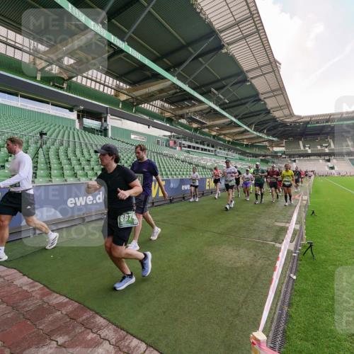 13.09.2026 - 21. swb-Marathon Bremen Michael Burmester http://msf.ph/oto/10316620 13.09.2026 13:13:39 Laufen im Stadion 118, 183, 270, 278, 349, 460, 514, 576, 600, 631, 695, 702, 768, 933, 950, 956, 1005, 1143, 1286, 1334, 1392, 1408, 1426, 1573, 1596, 1641, 1819, 1991, 2005, 2024, 2035, 2079, 2233, 2264, 2387, 2412, 2439, 2457, 2461, 2478, 2505, 2521, 2540, 2564, 2612, 2665, 2684, 2693, 2765, 2773, 2792, 2815, 2816, 2829, 2860, 2884, 2887, 2895, 2921, 2963, 2966, 2972, 2975, 3016, 3111, 3155, 3209, 3253, 3277, 3293, 3304, 3313, 3378, 3405, 3428, 3434, 3653, 3661, 549 meine-sportfotos.de