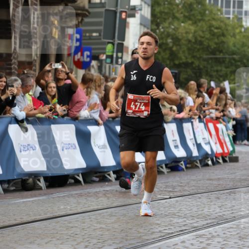 13.09.2026 - 21. swb-Marathon Bremen Strokosch-Dieckow http://msf.ph/oto/10316856 13.09.2026 13:06:42 Ziel 474, 1901, 1921, 7590, 8621, 8670, 9934, 13148, 521, 749, 1009, 3127, 4574, 6784, 8580, 8888 meine-sportfotos.de