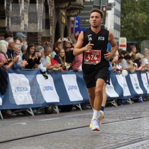 13.09.2026 - 21. swb-Marathon Bremen Strokosch-Dieckow http://msf.ph/oto/10316968 13.09.2026 13:06:43 Ziel 474, 1770, 1901, 1921, 7590, 8621, 9934, 13148, 521, 749, 3127, 4574, 6784, 8580, 8888 meine-sportfotos.de