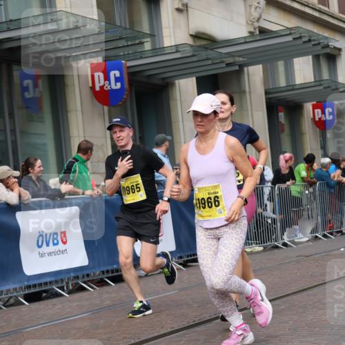 13.09.2026 - 21. swb-Marathon Bremen Strokosch-Dieckow http://msf.ph/oto/10316995 13.09.2026 10:57:31 Ziel 10078, 10460, 10559, 10565, 10707, 10728, 11136, 11153, 11245, 11332, 11532, 11568, 11824, 11856, 11863, 12222, 12228, 12231, 12264, 12427, 12551, 12555, 10166, 10177, 10226, 10300, 10394, 10517, 10518, 10578, 10687, 10700, 10969, 11106, 11292, 11365, 11480, 11498, 11609, 11667, 11734, 11965, 11966, 12037, 12111, 12263, 12372, 12382, 12383, 12400, 12411 meine-sportfotos.de