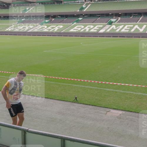 13.09.2026 - 21. swb-Marathon Bremen Michael Burmester http://msf.ph/oto/10317027 13.09.2026 12:52:08 Laufen im Stadion 107, 235, 335, 683, 734, 771, 792, 863, 1033, 1043, 1125, 1146, 1162, 1232, 1252, 1297, 1455, 1492, 1510, 1542, 1613, 1646, 1955, 1970, 2007, 2008, 2043, 2203, 2295, 2350, 2442, 2444, 2447, 2480, 2498, 2759, 2767, 2847, 3085, 3149, 3236, 3336, 3440, 3448, 3484, 3566, 3703, 3808, 3830, 3899, 3959, 3988, 4023, 4165, 4283, 4429, 4473, 4475, 4559, 4571, 4573, 4582, 4605, 4727, 4781, 4782, 4895, 5066, 5079, 5152, 5155, 5168, 5379, 5521, 5696, 6274, 8033, 8798 meine-sportfotos.de
