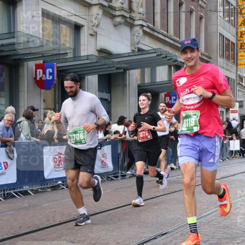 13.09.2026 - 21. swb-Marathon Bremen Strokosch-Dieckow http://msf.ph/oto/10317138 13.09.2026 13:16:39 Ziel 385, 472, 675, 734, 827, 1970, 2319, 2473, 2809, 3246, 3706, 3716, 3961, 4135, 4137, 4156, 5772, 6049, 6531, 6535, 6624, 6704, 6819, 6953, 7284, 7297, 7387, 8111, 8418, 8858, 696, 755, 792, 816, 985, 1076, 1162, 2474, 2604, 4485, 5255, 5554, 5963, 6367, 7053, 7603, 7801, 7875, 8171, 8288 meine-sportfotos.de