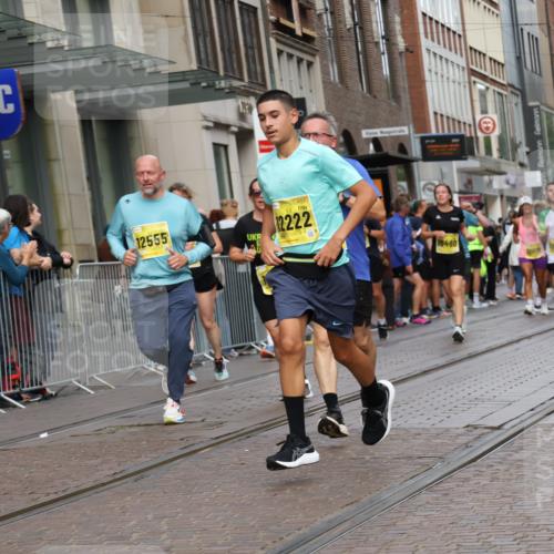 13.09.2026 - 21. swb-Marathon Bremen Strokosch-Dieckow http://msf.ph/oto/10317158 13.09.2026 10:57:34 Ziel 10078, 10460, 10543, 10559, 10565, 10707, 10728, 10826, 11136, 11153, 11332, 11532, 11568, 11824, 11856, 11863, 12222, 12228, 12231, 12264, 12427, 12551, 12555, 10166, 10177, 10226, 10300, 10394, 10517, 10518, 10687, 10969, 11106, 11245, 11365, 11480, 11498, 11609, 11734, 11965, 11966, 12037, 12111, 12222, 12263, 12372, 12382, 12383, 12400, 12411 meine-sportfotos.de
