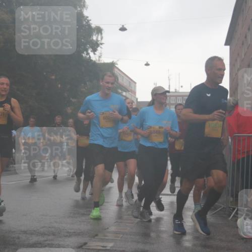 13.09.2026 - Kiel Lauf Markus Tischler http://msf.ph/oto/10317192 13.09.2026 10:47:45 Fleethörn 1401, 602, 11485, 1, 39, 5849, 0534, 949 meine-sportfotos.de