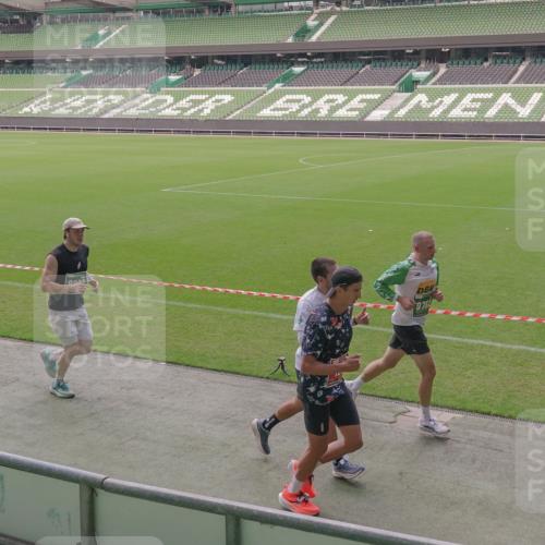 13.09.2026 - 21. swb-Marathon Bremen Michael Burmester http://msf.ph/oto/10317244 13.09.2026 12:52:30 Laufen im Stadion 102, 107, 235, 683, 734, 755, 792, 863, 985, 987, 1033, 1043, 1056, 1125, 1146, 1162, 1232, 1252, 1297, 1455, 1492, 1528, 1542, 1646, 1704, 1955, 2007, 2008, 2043, 2203, 2350, 2447, 2480, 2498, 2759, 2767, 2820, 2847, 2858, 3085, 3149, 3236, 3336, 3362, 3440, 3448, 3566, 3703, 3830, 3899, 3988, 4165, 4283, 4429, 4475, 4571, 4573, 4582, 4605, 4727, 4781, 4782, 4895, 5079, 5152, 5168, 5379, 5521, 6274, 8033, 8798 meine-sportfotos.de