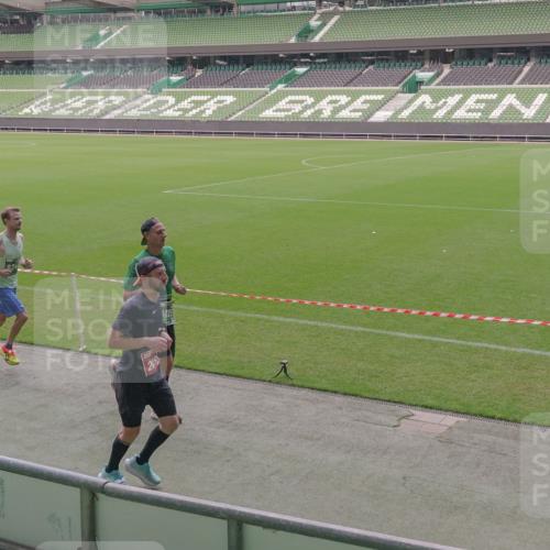 13.09.2026 - 21. swb-Marathon Bremen Michael Burmester http://msf.ph/oto/10317283 13.09.2026 12:52:32 Laufen im Stadion 102, 107, 145, 235, 683, 734, 755, 792, 863, 985, 987, 1033, 1043, 1056, 1125, 1146, 1162, 1232, 1252, 1297, 1445, 1455, 1492, 1528, 1542, 1646, 1664, 1704, 1955, 2007, 2008, 2043, 2203, 2350, 2447, 2480, 2498, 2759, 2767, 2820, 2847, 2858, 3085, 3149, 3236, 3336, 3362, 3440, 3448, 3566, 3703, 3830, 3899, 3988, 4165, 4283, 4429, 4475, 4571, 4573, 4582, 4605, 4727, 4781, 4782, 4895, 5079, 5152, 5168, 5379, 5521, 6274, 8798 meine-sportfotos.de
