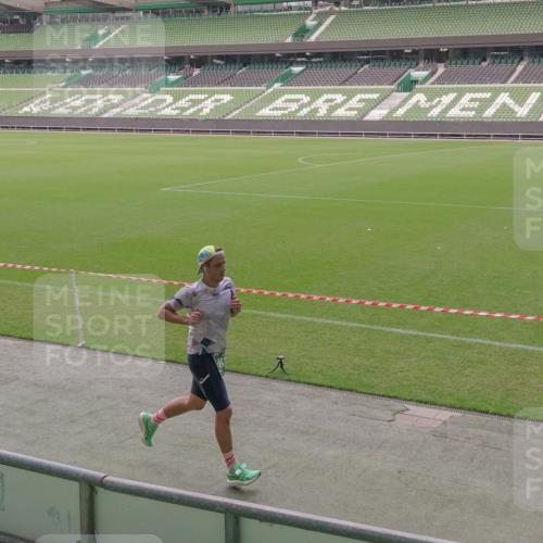 13.09.2026 - 21. swb-Marathon Bremen Michael Burmester http://msf.ph/oto/10317390 13.09.2026 12:52:37 Laufen im Stadion 102, 107, 145, 235, 683, 734, 755, 792, 863, 985, 987, 1033, 1043, 1056, 1125, 1146, 1162, 1232, 1252, 1297, 1433, 1445, 1455, 1492, 1528, 1542, 1646, 1664, 1704, 1955, 2007, 2008, 2043, 2203, 2350, 2401, 2447, 2480, 2498, 2759, 2767, 2820, 2847, 2858, 3085, 3149, 3236, 3336, 3362, 3440, 3448, 3566, 3703, 3830, 3899, 3988, 4165, 4283, 4429, 4475, 4571, 4573, 4582, 4605, 4727, 4781, 4782, 4895, 5079, 5152, 5168, 5379, 6274, 8798 meine-sportfotos.de