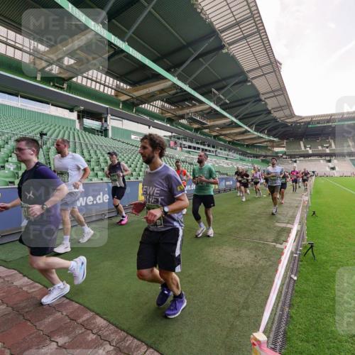 13.09.2026 - 21. swb-Marathon Bremen Michael Burmester http://msf.ph/oto/10317519 13.09.2026 13:15:02 Laufen im Stadion 143, 263, 266, 300, 414, 460, 631, 768, 956, 1008, 1047, 1392, 1408, 1573, 1818, 1819, 1874, 2024, 2035, 2233, 2235, 2314, 2359, 2385, 2386, 2387, 2412, 2457, 2466, 2484, 2494, 2521, 2540, 2564, 2667, 2690, 2691, 2693, 2737, 2760, 2783, 2829, 2838, 2859, 2861, 2865, 2874, 2887, 2958, 2978, 3075, 3111, 3157, 3165, 3185, 3209, 3265, 3304, 3355, 3378, 3382, 3405, 3428, 3486, 3653, 3661, 3670, 3680, 3829, 4034, 4080, 4306, 703 meine-sportfotos.de