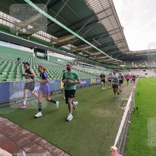 13.09.2026 - 21. swb-Marathon Bremen Michael Burmester http://msf.ph/oto/10317526 13.09.2026 13:15:03 Laufen im Stadion 143, 263, 266, 300, 414, 460, 631, 768, 956, 1008, 1047, 1392, 1408, 1573, 1818, 1819, 1874, 2024, 2035, 2233, 2235, 2314, 2359, 2385, 2386, 2387, 2412, 2457, 2466, 2484, 2494, 2521, 2540, 2564, 2667, 2690, 2691, 2693, 2737, 2760, 2783, 2829, 2838, 2859, 2861, 2865, 2874, 2887, 2958, 2978, 3075, 3111, 3157, 3165, 3185, 3209, 3265, 3304, 3355, 3378, 3382, 3405, 3428, 3486, 3653, 3661, 3670, 3680, 3829, 4034, 4080, 4306, 703 meine-sportfotos.de