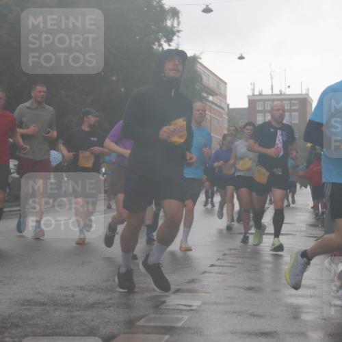 13.09.2026 - Kiel Lauf Markus Tischler http://msf.ph/oto/10317630 13.09.2026 10:48:22 Fleethörn 4414, 8865, 889 meine-sportfotos.de