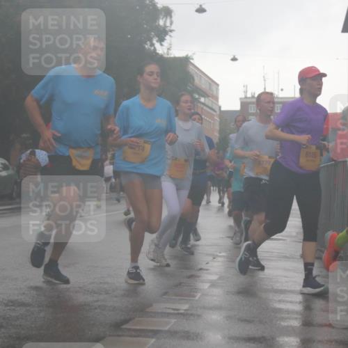 13.09.2026 - Kiel Lauf Markus Tischler http://msf.ph/oto/10317710 13.09.2026 10:48:28 Fleethörn 8105, 1524, 8779, 9231 meine-sportfotos.de