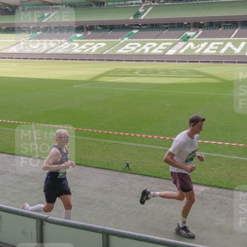 13.09.2026 - 21. swb-Marathon Bremen Michael Burmester http://msf.ph/oto/10317896 13.09.2026 12:53:14 Laufen im Stadion 102, 107, 145, 235, 313, 376, 472, 541, 560, 615, 616, 675, 683, 696, 740, 755, 792, 816, 863, 982, 985, 987, 1033, 1056, 1076, 1207, 1232, 1252, 1297, 1419, 1433, 1445, 1468, 1492, 1528, 1542, 1551, 1646, 1664, 1704, 1707, 1814, 1955, 2007, 2008, 2043, 2055, 2203, 2280, 2350, 2362, 2401, 2422, 2454, 2480, 2498, 2499, 2623, 2767, 2820, 2847, 2858, 2882, 2971, 2997, 3085, 3149, 3236, 3336, 3362, 3413, 3448, 3566, 3830, 3899, 3988, 4283, 4475, 4573, 4605, 5152 meine-sportfotos.de