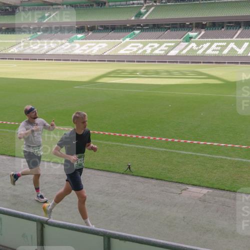 13.09.2026 - 21. swb-Marathon Bremen Michael Burmester http://msf.ph/oto/10317912 13.09.2026 12:53:16 Laufen im Stadion 102, 107, 145, 235, 313, 376, 472, 541, 560, 615, 616, 675, 683, 696, 740, 755, 792, 816, 827, 863, 982, 985, 987, 1033, 1056, 1076, 1207, 1232, 1252, 1297, 1419, 1433, 1445, 1468, 1492, 1528, 1542, 1551, 1646, 1664, 1704, 1707, 1814, 1955, 2007, 2008, 2043, 2055, 2203, 2280, 2350, 2362, 2401, 2422, 2454, 2480, 2498, 2499, 2623, 2701, 2767, 2820, 2847, 2858, 2882, 2971, 2997, 3085, 3149, 3236, 3336, 3362, 3413, 3448, 3566, 3830, 3899, 3988, 4283, 4475, 4573, 4605, 5152 meine-sportfotos.de