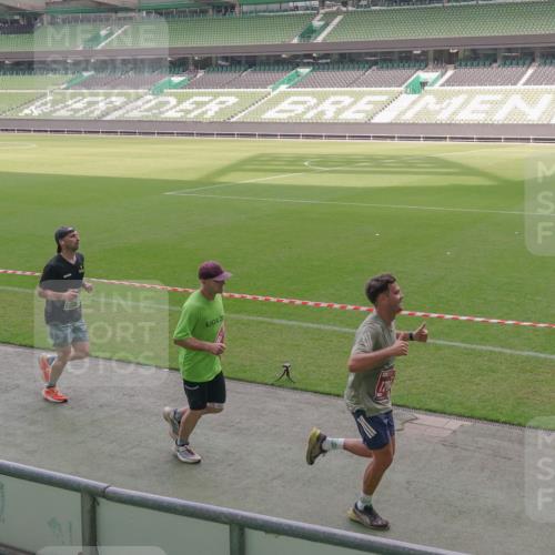 13.09.2026 - 21. swb-Marathon Bremen Michael Burmester http://msf.ph/oto/10317974 13.09.2026 12:53:19 Laufen im Stadion 102, 107, 145, 235, 313, 376, 472, 541, 560, 615, 616, 675, 683, 696, 740, 755, 792, 816, 827, 863, 982, 985, 987, 1033, 1056, 1076, 1207, 1232, 1252, 1297, 1419, 1433, 1445, 1468, 1492, 1528, 1542, 1551, 1646, 1664, 1704, 1707, 1814, 1955, 2007, 2008, 2043, 2055, 2203, 2280, 2350, 2362, 2401, 2422, 2454, 2480, 2498, 2499, 2623, 2701, 2767, 2820, 2847, 2858, 2882, 2913, 2971, 2997, 3085, 3149, 3236, 3336, 3362, 3413, 3448, 3566, 3830, 3899, 3988, 4283, 4475, 4573, 4605, 5152 meine-sportfotos.de
