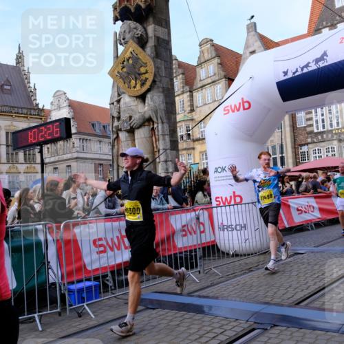 13.09.2026 - 21. swb-Marathon Bremen Tim E. http://msf.ph/oto/10317982 13.09.2026 10:57:43 Ziel 10177, 10226, 10300, 10394, 10517, 10518, 10687, 11106, 11365, 11480, 11498, 11609, 11734, 11965, 11966, 12037, 12111, 12263, 12372, 12382, 12383, 12400, 12411 meine-sportfotos.de
