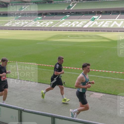 13.09.2026 - 21. swb-Marathon Bremen Michael Burmester http://msf.ph/oto/10318044 13.09.2026 12:53:21 Laufen im Stadion 102, 107, 145, 235, 313, 376, 472, 541, 560, 615, 616, 675, 683, 696, 740, 755, 792, 816, 827, 863, 982, 985, 987, 1033, 1056, 1076, 1207, 1232, 1252, 1297, 1419, 1433, 1445, 1468, 1492, 1528, 1542, 1551, 1646, 1664, 1704, 1707, 1814, 1955, 2007, 2008, 2043, 2055, 2203, 2280, 2350, 2362, 2401, 2422, 2454, 2480, 2498, 2499, 2623, 2701, 2767, 2820, 2858, 2882, 2913, 2971, 2997, 3085, 3149, 3236, 3336, 3362, 3413, 3448, 3566, 3830, 3899, 3988, 4283, 4475, 4573, 4605 meine-sportfotos.de