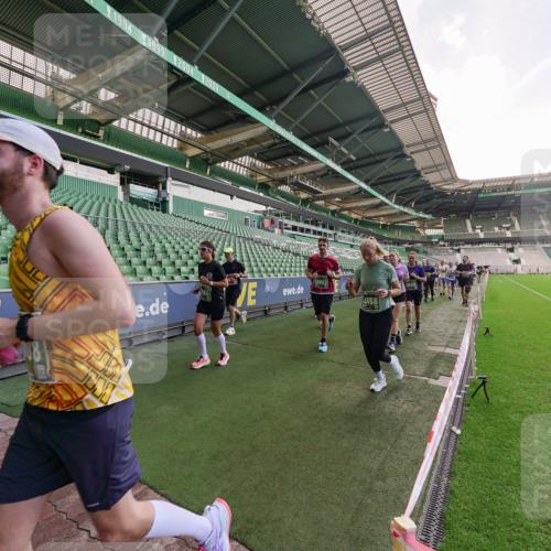 13.09.2026 - 21. swb-Marathon Bremen Michael Burmester http://msf.ph/oto/10318047 13.09.2026 13:15:55 Laufen im Stadion 134, 143, 153, 231, 263, 266, 300, 414, 598, 612, 653, 990, 1008, 1047, 1185, 1312, 1465, 1539, 1874, 2013, 2218, 2235, 2259, 2314, 2351, 2359, 2363, 2385, 2386, 2466, 2468, 2484, 2494, 2562, 2579, 2664, 2667, 2678, 2690, 2691, 2698, 2737, 2760, 2778, 2783, 2799, 2838, 2846, 2859, 2861, 2865, 2874, 2958, 2974, 2978, 2996, 3001, 3075, 3133, 3157, 3165, 3185, 3237, 3265, 3331, 3355, 3382, 3387, 3486, 3501, 3512, 3670, 3680, 3829, 4034, 4080, 4306, 703 meine-sportfotos.de