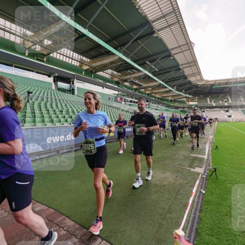 13.09.2026 - 21. swb-Marathon Bremen Michael Burmester http://msf.ph/oto/10318081 13.09.2026 13:15:58 Laufen im Stadion 134, 143, 153, 231, 263, 266, 271, 300, 414, 598, 612, 653, 990, 1047, 1185, 1312, 1465, 1539, 1825, 1874, 2013, 2218, 2235, 2259, 2351, 2359, 2363, 2385, 2386, 2466, 2468, 2484, 2494, 2562, 2579, 2664, 2667, 2678, 2690, 2691, 2698, 2737, 2760, 2778, 2783, 2799, 2838, 2846, 2859, 2861, 2865, 2874, 2958, 2974, 2996, 3001, 3075, 3133, 3157, 3165, 3185, 3237, 3265, 3331, 3355, 3366, 3382, 3387, 3486, 3501, 3512, 3670, 3680, 3829, 4034, 4080, 4306, 703 meine-sportfotos.de