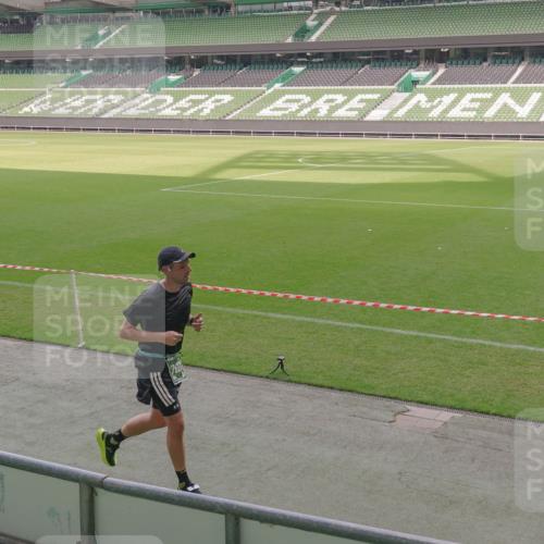 13.09.2026 - 21. swb-Marathon Bremen Michael Burmester http://msf.ph/oto/10318095 13.09.2026 12:53:23 Laufen im Stadion 102, 107, 145, 235, 313, 376, 472, 541, 560, 615, 616, 675, 683, 696, 740, 755, 792, 816, 827, 982, 985, 987, 1033, 1056, 1076, 1207, 1232, 1252, 1297, 1419, 1433, 1445, 1468, 1492, 1528, 1542, 1551, 1646, 1664, 1704, 1707, 1814, 1955, 2007, 2008, 2043, 2055, 2203, 2280, 2350, 2362, 2401, 2422, 2454, 2480, 2498, 2499, 2623, 2701, 2767, 2820, 2824, 2858, 2882, 2913, 2971, 2997, 3085, 3149, 3236, 3336, 3362, 3413, 3448, 3830, 3899, 3988, 4283, 4475, 4605 meine-sportfotos.de