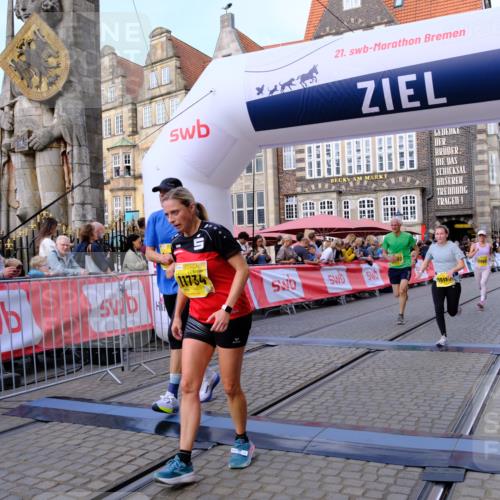 13.09.2026 - 21. swb-Marathon Bremen Tim E. http://msf.ph/oto/10318123 13.09.2026 10:57:46 Ziel 10177, 10226, 10300, 10394, 10517, 10518, 11106, 11245, 11365, 11480, 11498, 11609, 11734, 11965, 11966, 12037, 12111, 12372, 12400, 12411 meine-sportfotos.de