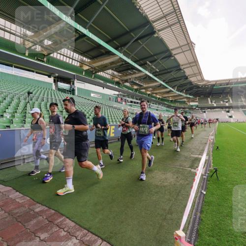 13.09.2026 - 21. swb-Marathon Bremen Michael Burmester http://msf.ph/oto/10318176 13.09.2026 13:16:06 Laufen im Stadion 134, 143, 153, 231, 263, 266, 267, 271, 300, 414, 598, 612, 653, 990, 1047, 1185, 1312, 1465, 1539, 1825, 1874, 1987, 2013, 2218, 2235, 2259, 2351, 2359, 2363, 2381, 2385, 2386, 2466, 2468, 2484, 2494, 2562, 2579, 2664, 2667, 2678, 2690, 2691, 2698, 2737, 2760, 2778, 2783, 2797, 2799, 2846, 2859, 2861, 2865, 2874, 2958, 2974, 2996, 3001, 3075, 3133, 3157, 3165, 3185, 3237, 3265, 3331, 3355, 3366, 3382, 3387, 3486, 3501, 3512, 3670, 3680, 3829, 4034, 4306, 703 meine-sportfotos.de