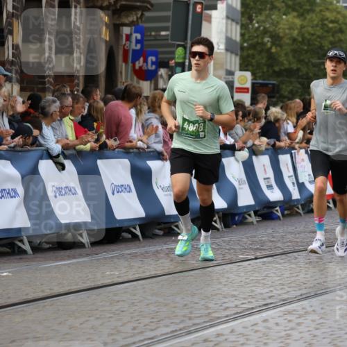 13.09.2026 - 21. swb-Marathon Bremen Strokosch-Dieckow http://msf.ph/oto/10318341 13.09.2026 13:07:12 Ziel 521, 749, 1009, 3127, 3794, 3973, 4574, 5238, 6784, 6951, 8580, 8888, 9708, 1863, 2706, 3043, 3118, 4743, 4808, 8060, 8098, 8980 meine-sportfotos.de