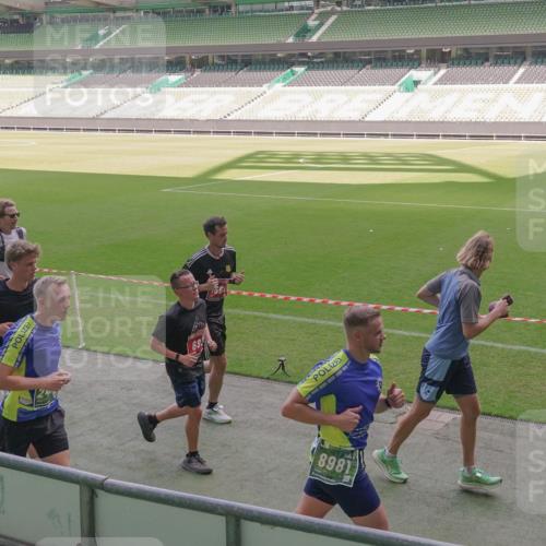 13.09.2026 - 21. swb-Marathon Bremen Michael Burmester http://msf.ph/oto/10318345 13.09.2026 12:53:37 Laufen im Stadion 102, 107, 145, 189, 313, 376, 385, 472, 481, 541, 560, 615, 616, 666, 675, 683, 696, 740, 755, 792, 816, 827, 982, 985, 987, 1033, 1056, 1076, 1207, 1232, 1252, 1297, 1419, 1433, 1445, 1468, 1528, 1542, 1551, 1631, 1646, 1658, 1664, 1704, 1707, 1814, 2007, 2043, 2055, 2203, 2280, 2350, 2362, 2401, 2422, 2454, 2480, 2498, 2499, 2623, 2701, 2767, 2820, 2824, 2858, 2882, 2913, 2962, 2971, 2997, 3054, 3085, 3149, 3236, 3336, 3357, 3362, 3413, 3448, 3988, 4283, 4605 meine-sportfotos.de