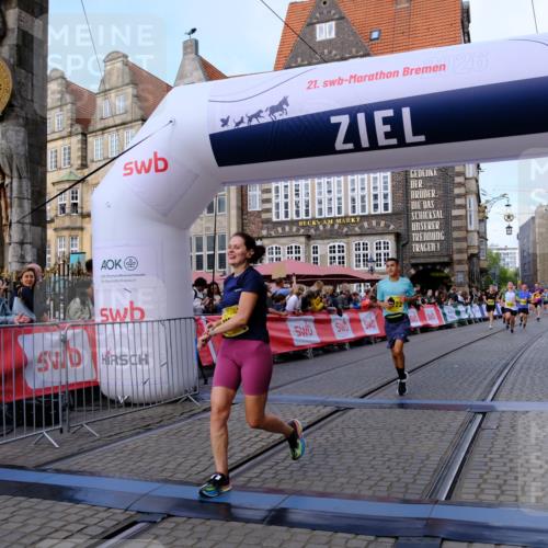 13.09.2026 - 21. swb-Marathon Bremen Tim E. http://msf.ph/oto/10318481 13.09.2026 10:57:54 Ziel 10177, 10300, 10394, 10460, 11106, 11153, 11245, 11365, 11480, 11498, 11532, 11568, 11734, 11965, 11966, 12037, 12111, 12222, 12264, 12372 meine-sportfotos.de