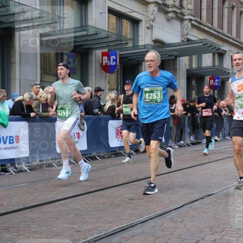 13.09.2026 - 21. swb-Marathon Bremen Strokosch-Dieckow http://msf.ph/oto/10318585 13.09.2026 13:17:13 Ziel 560, 771, 842, 1297, 2008, 2234, 2812, 3148, 3760, 4171, 4498, 4499, 4620, 5041, 5550, 6095, 6734, 6803, 7901, 8100, 8250, 8253, 8446, 8532, 8714, 9075, 9400, 9505, 13107, 385, 1970, 2052, 2319, 3246, 3706, 4156, 4805, 6049, 6624, 6704, 6759, 6819, 6953, 7284, 7297, 8111, 8418, 8858 meine-sportfotos.de
