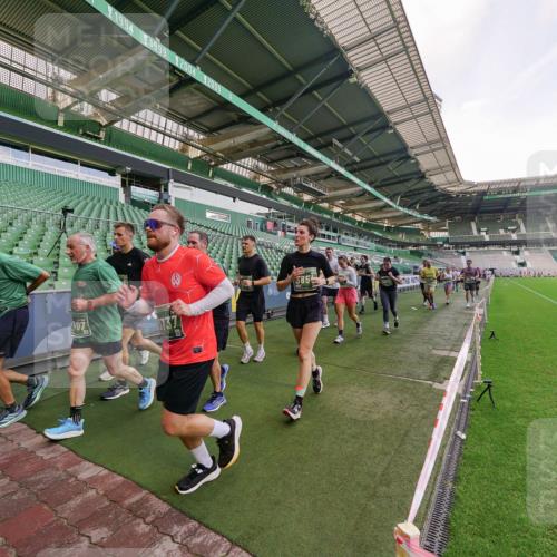 13.09.2026 - 21. swb-Marathon Bremen Michael Burmester http://msf.ph/oto/10319077 13.09.2026 13:17:37 Laufen im Stadion 134, 153, 231, 267, 271, 311, 404, 449, 546, 588, 732, 753, 837, 990, 1057, 1185, 1312, 1424, 1425, 1465, 1539, 1790, 1813, 1825, 1844, 1868, 1987, 2056, 2067, 2096, 2123, 2259, 2351, 2357, 2358, 2363, 2381, 2389, 2419, 2532, 2550, 2562, 2579, 2586, 2601, 2614, 2647, 2655, 2778, 2797, 2799, 2821, 2849, 2857, 2880, 2893, 2974, 2984, 2996, 2999, 3100, 3104, 3146, 3180, 3195, 3210, 3213, 3314, 3337, 3366, 3387, 3421, 3431, 3476, 3479, 3501, 3506, 3537, 3548, 3633, 3654, 3740 meine-sportfotos.de