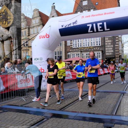 13.09.2026 - 21. swb-Marathon Bremen Tim E. http://msf.ph/oto/10319115 13.09.2026 10:58:08 Ziel 10078, 10460, 10559, 10565, 10707, 10728, 11136, 11153, 11332, 11532, 11568, 11824, 11856, 11863, 12228, 12231, 12264, 12427, 12551, 12555 meine-sportfotos.de