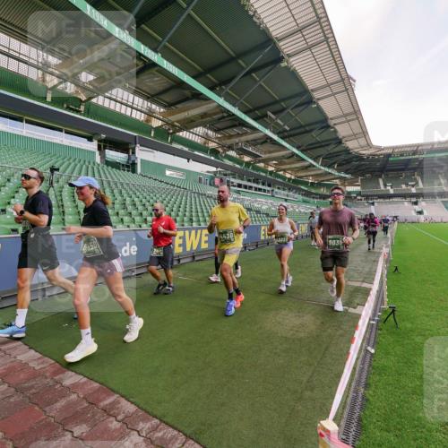 13.09.2026 - 21. swb-Marathon Bremen Michael Burmester http://msf.ph/oto/10319132 13.09.2026 13:17:41 Laufen im Stadion 134, 153, 267, 271, 311, 404, 449, 546, 588, 732, 753, 837, 990, 1057, 1185, 1312, 1424, 1425, 1465, 1539, 1790, 1813, 1825, 1844, 1868, 1987, 2056, 2067, 2096, 2123, 2259, 2357, 2358, 2363, 2381, 2389, 2419, 2532, 2550, 2562, 2586, 2601, 2614, 2647, 2655, 2778, 2797, 2821, 2849, 2857, 2880, 2893, 2974, 2984, 2996, 2999, 3096, 3100, 3104, 3146, 3180, 3195, 3210, 3213, 3314, 3337, 3366, 3387, 3421, 3431, 3476, 3479, 3501, 3506, 3537, 3548, 3633, 3654, 3740, 4478 meine-sportfotos.de