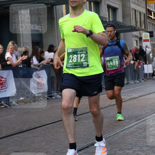13.09.2026 - 21. swb-Marathon Bremen Strokosch-Dieckow http://msf.ph/oto/10319235 13.09.2026 13:17:26 Ziel 560, 771, 948, 1297, 2001, 2008, 2125, 2234, 2812, 3051, 3192, 3760, 4171, 4286, 4374, 4498, 4499, 4620, 5041, 5530, 5550, 5817, 5935, 7901, 8100, 8250, 8446, 9400, 9505, 9595, 9596, 13041, 13107, 842, 2052, 3148, 4805, 6095, 6624, 6734, 6759, 6803, 7284, 8111, 8253, 8418, 8446, 8532, 8714, 9075 meine-sportfotos.de