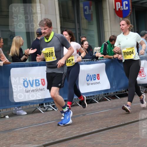 13.09.2026 - 21. swb-Marathon Bremen Strokosch-Dieckow http://msf.ph/oto/10319259 13.09.2026 10:58:16 Ziel 10878, 10879, 11004, 11030, 11152, 11189, 11228, 11384, 11403, 11455, 11488, 11686, 11743, 11750, 11953, 11955, 12092, 12180, 12237, 12320, 12499, 12505, 12518, 10249, 10494, 10530, 10543, 10559, 10604, 10673, 10750, 10798, 10826, 10828, 10903, 10914, 10931, 10932, 11120, 11131, 11136, 11202, 11295, 11332, 11388, 11420, 11752, 11863, 11884, 11906, 11952, 12017, 12092, 12386, 12387, 12441, 12482, 12551 meine-sportfotos.de