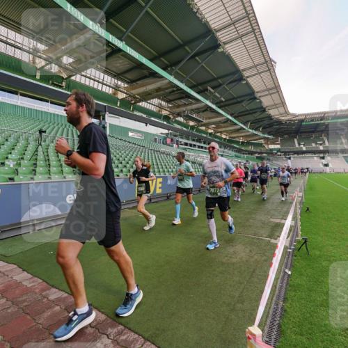 13.09.2026 - 21. swb-Marathon Bremen Michael Burmester http://msf.ph/oto/10319292 13.09.2026 13:17:59 Laufen im Stadion 134, 267, 271, 311, 404, 449, 486, 546, 588, 732, 753, 837, 921, 990, 1057, 1424, 1425, 1431, 1790, 1813, 1825, 1844, 1868, 1987, 2056, 2067, 2096, 2123, 2137, 2259, 2294, 2357, 2358, 2381, 2389, 2419, 2453, 2532, 2550, 2562, 2586, 2601, 2614, 2647, 2655, 2797, 2821, 2849, 2857, 2879, 2880, 2893, 2984, 2996, 2999, 3096, 3100, 3104, 3146, 3180, 3195, 3210, 3213, 3314, 3337, 3366, 3421, 3431, 3476, 3479, 3501, 3506, 3537, 3548, 3619, 3633, 3654, 3740, 3879, 4478 meine-sportfotos.de