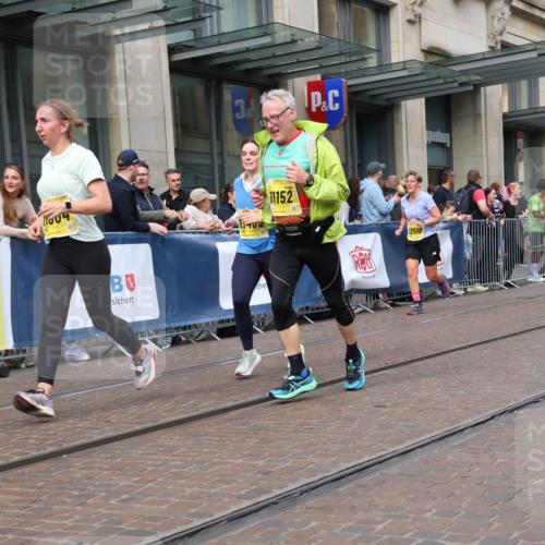 13.09.2026 - 21. swb-Marathon Bremen Strokosch-Dieckow http://msf.ph/oto/10319349 13.09.2026 10:58:17 Ziel 10878, 10879, 11004, 11030, 11152, 11189, 11228, 11384, 11403, 11455, 11488, 11686, 11743, 11750, 11953, 11955, 12180, 12237, 12320, 12499, 12505, 12518, 10249, 10494, 10530, 10543, 10559, 10604, 10673, 10750, 10798, 10826, 10828, 10903, 10914, 10931, 10932, 11120, 11131, 11136, 11202, 11295, 11332, 11388, 11403, 11420, 11750, 11752, 11863, 11884, 11906, 11952, 12017, 12092, 12386, 12387, 12441, 12482 meine-sportfotos.de