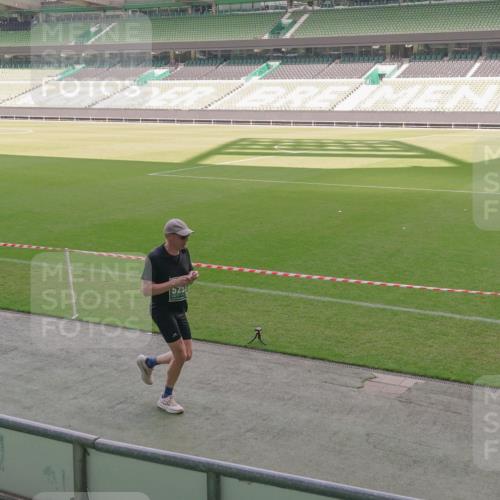 13.09.2026 - 21. swb-Marathon Bremen Michael Burmester http://msf.ph/oto/10319358 13.09.2026 12:54:31 Laufen im Stadion 145, 161, 189, 201, 205, 313, 376, 385, 388, 461, 472, 481, 495, 541, 560, 615, 616, 666, 675, 696, 740, 755, 816, 827, 982, 985, 987, 1053, 1056, 1076, 1197, 1207, 1390, 1419, 1433, 1445, 1468, 1551, 1599, 1631, 1658, 1664, 1704, 1707, 1814, 2055, 2125, 2234, 2251, 2280, 2362, 2383, 2390, 2401, 2422, 2454, 2474, 2499, 2623, 2701, 2733, 2801, 2820, 2824, 2870, 2882, 2913, 2922, 2962, 2971, 2997, 3012, 3054, 3134, 3175, 3206, 3241, 3246, 3346, 3356, 3357, 3413, 3716, 3836 meine-sportfotos.de