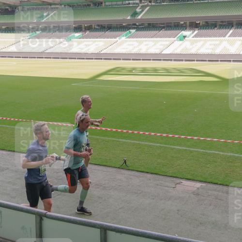 13.09.2026 - 21. swb-Marathon Bremen Michael Burmester http://msf.ph/oto/10319376 13.09.2026 12:54:32 Laufen im Stadion 145, 161, 189, 201, 205, 313, 376, 385, 388, 461, 472, 481, 495, 541, 560, 615, 616, 666, 675, 696, 740, 755, 816, 827, 982, 985, 987, 1053, 1056, 1076, 1197, 1207, 1390, 1419, 1433, 1445, 1468, 1551, 1599, 1631, 1658, 1664, 1704, 1707, 1814, 2055, 2125, 2234, 2251, 2280, 2362, 2383, 2390, 2401, 2422, 2454, 2474, 2499, 2623, 2701, 2733, 2801, 2820, 2824, 2870, 2882, 2913, 2922, 2962, 2971, 2997, 3012, 3054, 3134, 3175, 3206, 3241, 3246, 3346, 3356, 3357, 3413, 3716, 3836 meine-sportfotos.de