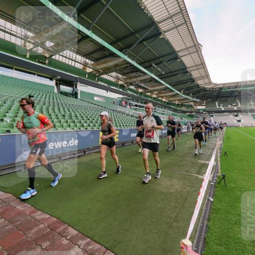 13.09.2026 - 21. swb-Marathon Bremen Michael Burmester http://msf.ph/oto/10319554 13.09.2026 13:18:26 Laufen im Stadion 311, 404, 449, 486, 546, 588, 732, 753, 837, 921, 1057, 1424, 1425, 1431, 1506, 1765, 1790, 1813, 1844, 1868, 2056, 2067, 2096, 2123, 2137, 2224, 2294, 2357, 2358, 2389, 2419, 2453, 2532, 2550, 2557, 2563, 2586, 2601, 2614, 2622, 2647, 2655, 2786, 2845, 2849, 2857, 2879, 2880, 2893, 2944, 2983, 2984, 2999, 3046, 3072, 3096, 3100, 3104, 3146, 3180, 3189, 3195, 3198, 3210, 3285, 3287, 3314, 3337, 3421, 3431, 3476, 3479, 3506, 3537, 3548, 3619, 3633, 3654, 3740, 3879, 4478 meine-sportfotos.de