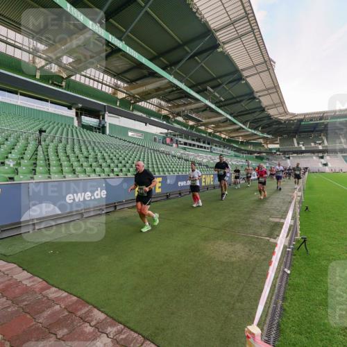 13.09.2026 - 21. swb-Marathon Bremen Michael Burmester http://msf.ph/oto/10319626 13.09.2026 13:18:34 Laufen im Stadion 311, 404, 486, 512, 546, 588, 732, 753, 837, 921, 1424, 1425, 1431, 1506, 1765, 1790, 1844, 1868, 2056, 2067, 2096, 2123, 2137, 2224, 2240, 2294, 2357, 2358, 2389, 2419, 2453, 2532, 2557, 2563, 2601, 2614, 2622, 2647, 2655, 2703, 2786, 2843, 2845, 2849, 2857, 2879, 2880, 2893, 2944, 2983, 2984, 2999, 3031, 3046, 3072, 3096, 3100, 3104, 3146, 3180, 3189, 3195, 3198, 3210, 3285, 3287, 3314, 3337, 3421, 3431, 3476, 3537, 3548, 3619, 3633, 3654, 3740, 3879, 4478 meine-sportfotos.de